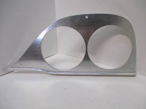 Left headlight bezel