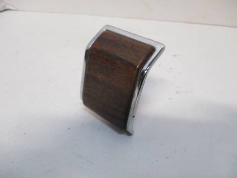 Right interior door handle