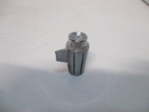 Windshield wiper knob