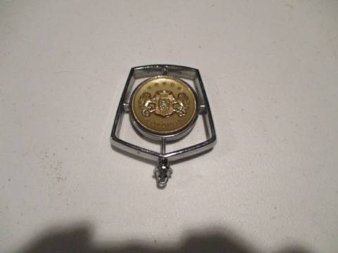 Hood ornament without base