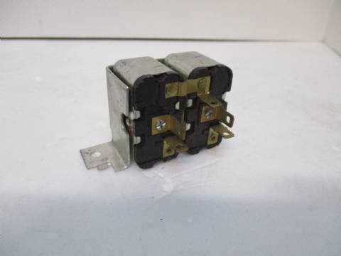 Power door lock relay