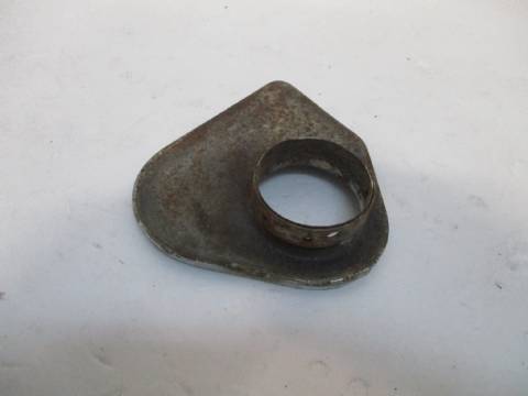 Lower steering column cover plate