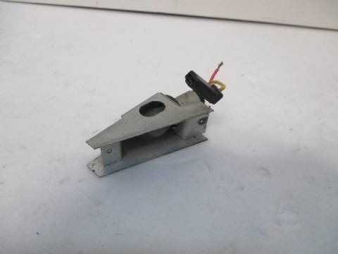 Map light housing and socket