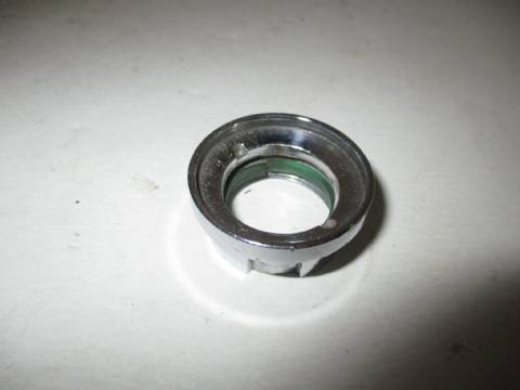 Ignition switch retainer bezel