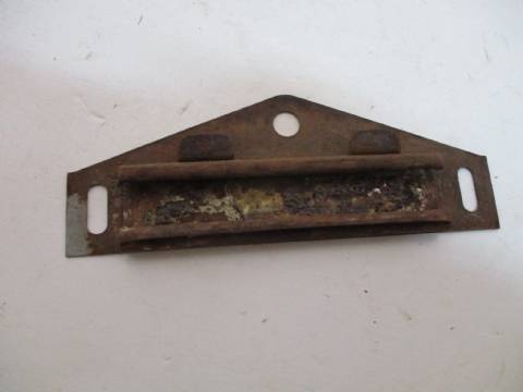 Door glass lower track