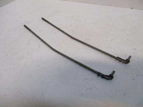 Pair of door lock links and clips