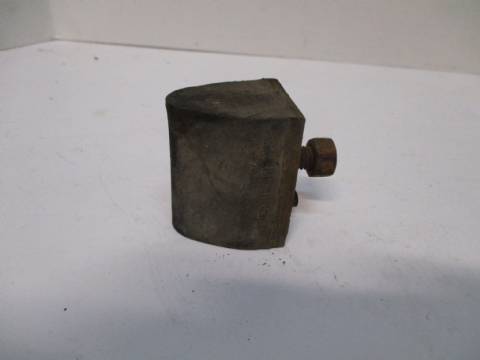 Lower control arm bumper