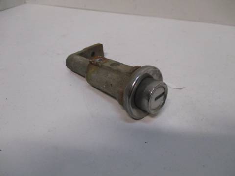 Trunk lock cylinder