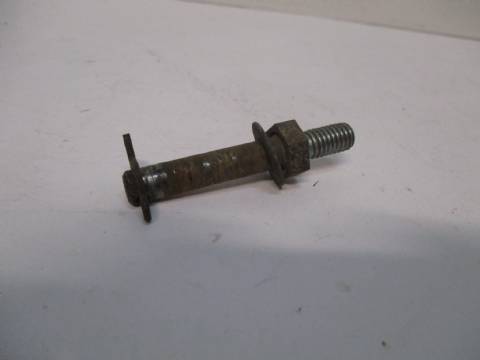 Transmission kick down pivot pin