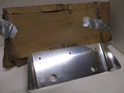 License pocket closure