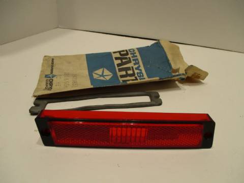 Right rear side marker light lens and gasket