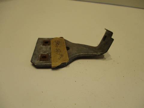 Fuel filler neck mount