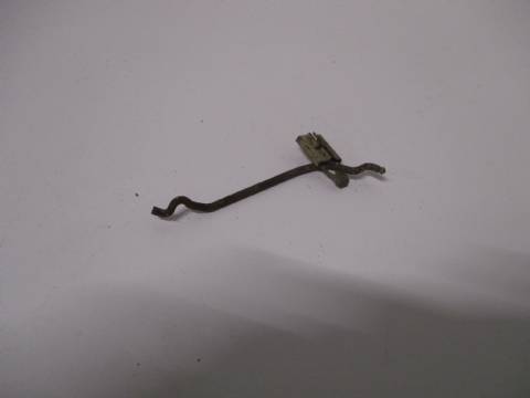 Left door lock cylinder to latch link