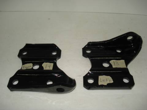 Pair of lower spring plates/shock mounts