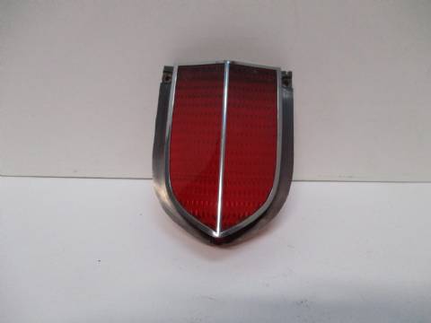 Lower taillight lens