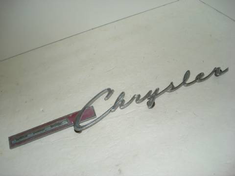 Quarter panel nameplate