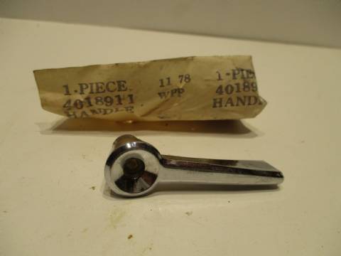 Seat recliner handle