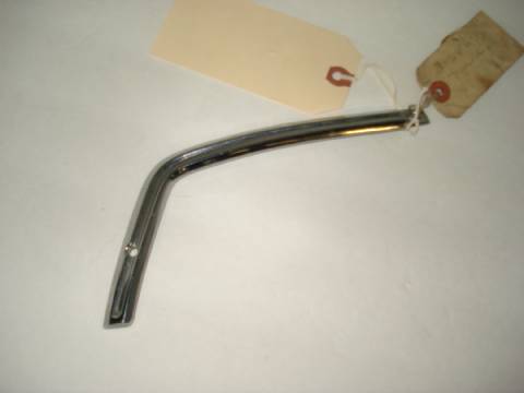 Left front fender moulding