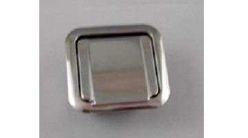 Rear armrest ashtray