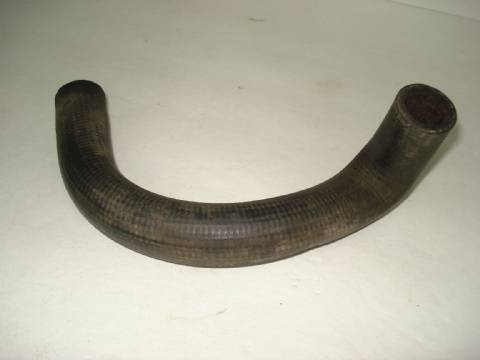 Emissions hose to underside of air cleaner