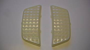 Pair of courtesy lenses