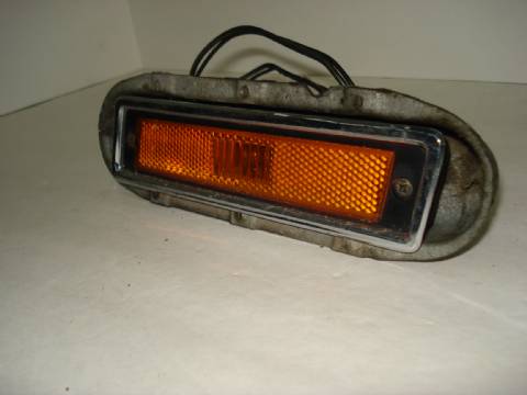 Right front side marker light
