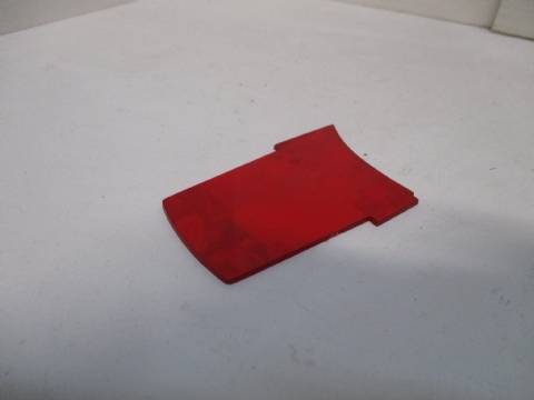 Taillight lens separator