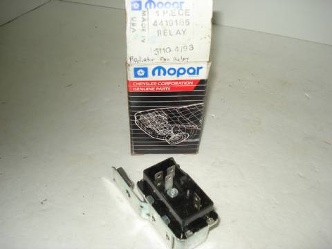 Radiator fan relay