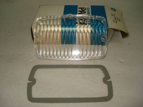 Right parking light lens and gasket