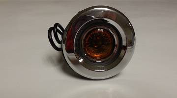 Flat amber side marker