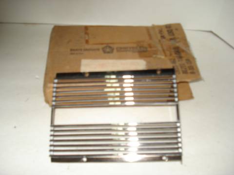 Right inner taillight bezel