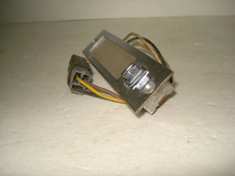 Power antenna switch and map light