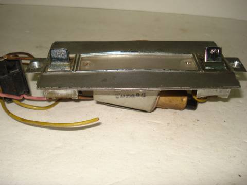 Power antenna switch and map light