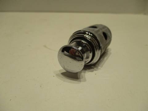 Cigar lighter with receptacle and retainer