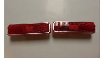 Red side marker light