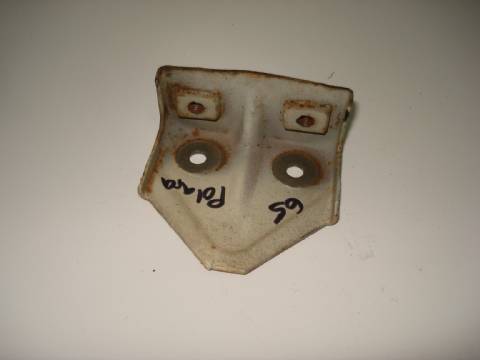 Fender to radiator support brace